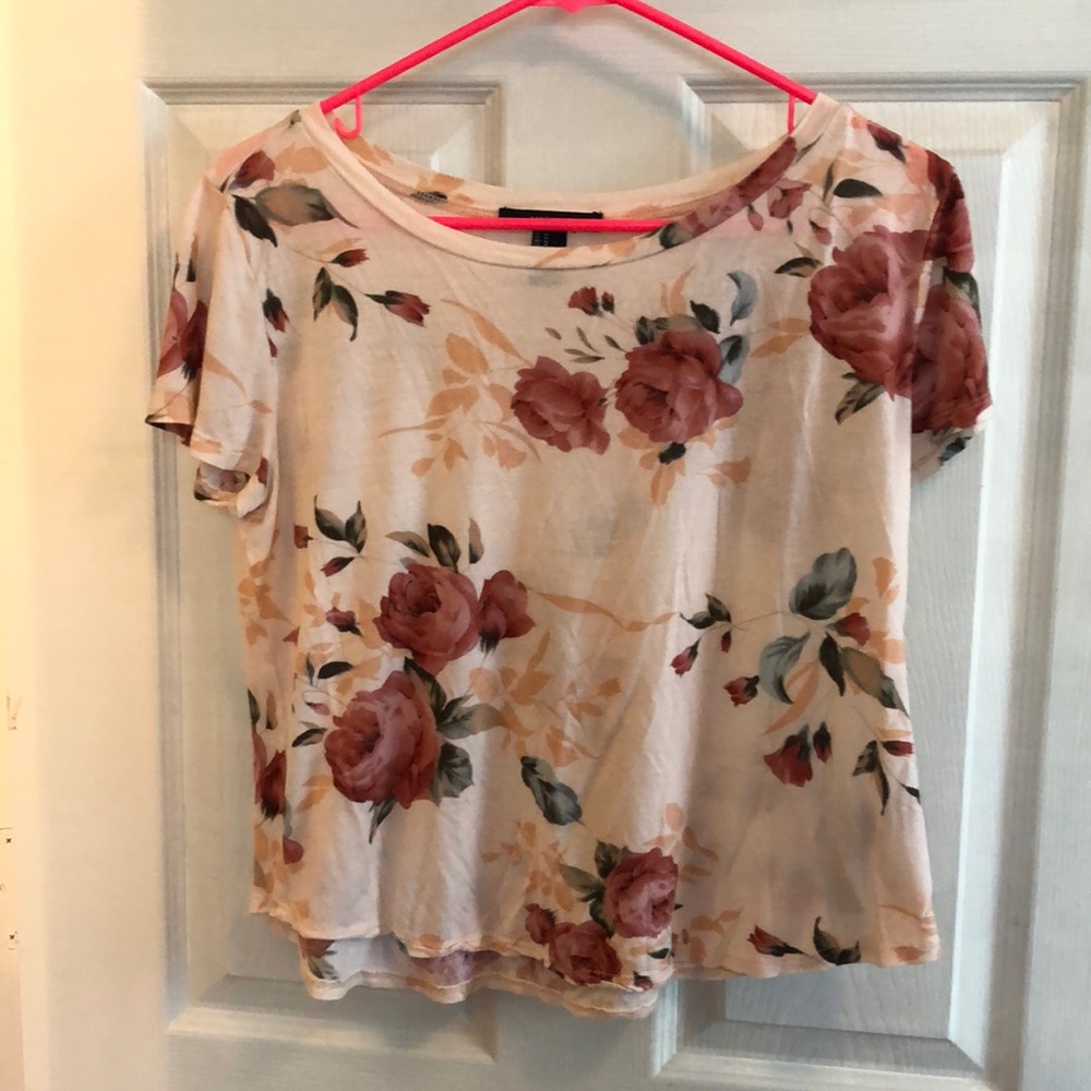 Forever 21 T-shirt